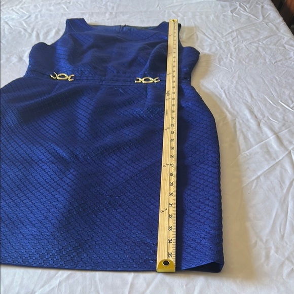 Chic Royal Blue Sleeveless Midi Dress - Picture 5 of 7